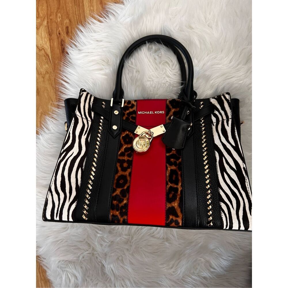 Michael Kors limited edition leather and fur bag black with strap